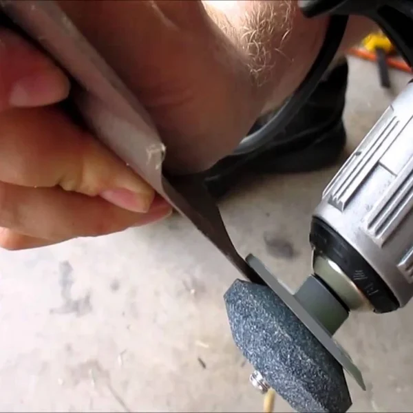 Lawnmower Dull Blade Sharpener - Image 6